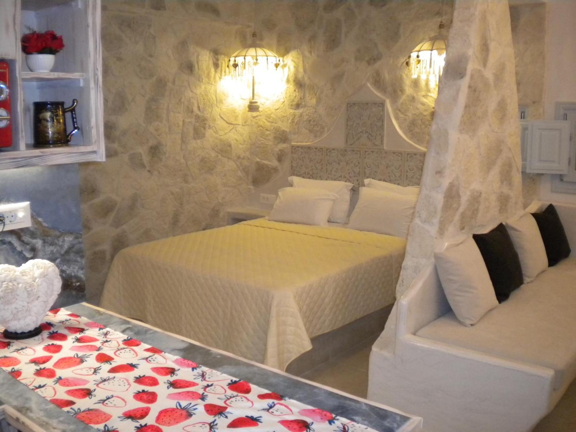 Starlight Luxury Seaside Villa & Suites Imerovigli  Exterior foto